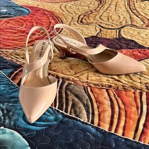 Anne Klein Women's Beige Slingback Heels